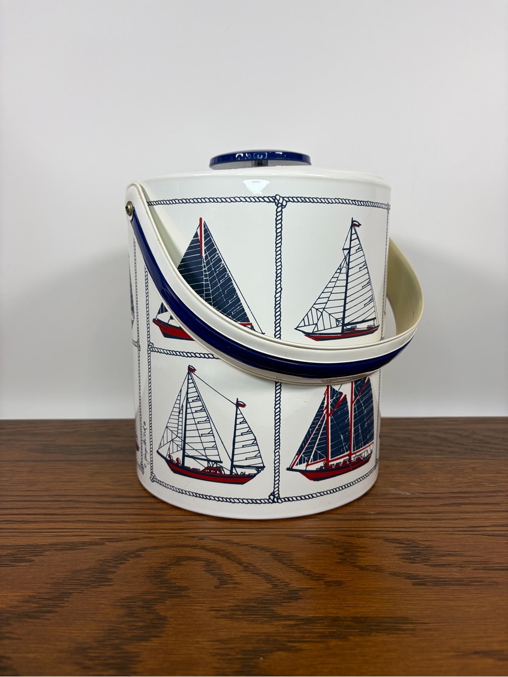 Vintage Georges Briard Nautical Sailboat Ice Bucket Vinyl Plastic 9” Tall
